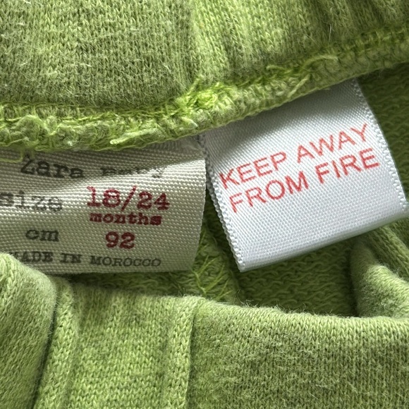 18-24m starwars onsies, Zara shorts, carters sweat pants Mandalorian - Picture 12 of 12